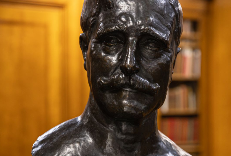 Meštrović’s The Reader Reunited, in Who am I to you? at the University of Leeds (2026)