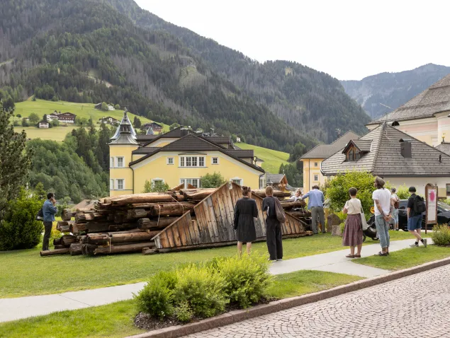 In Gherdëina, Curating a Biennale Around the Politics of the Garden, with Samuel Leuenberger – Interview